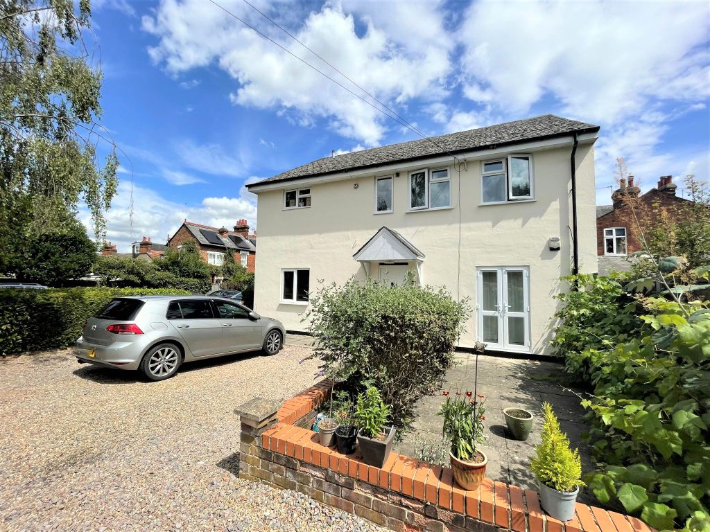 Property photo 1 of 8