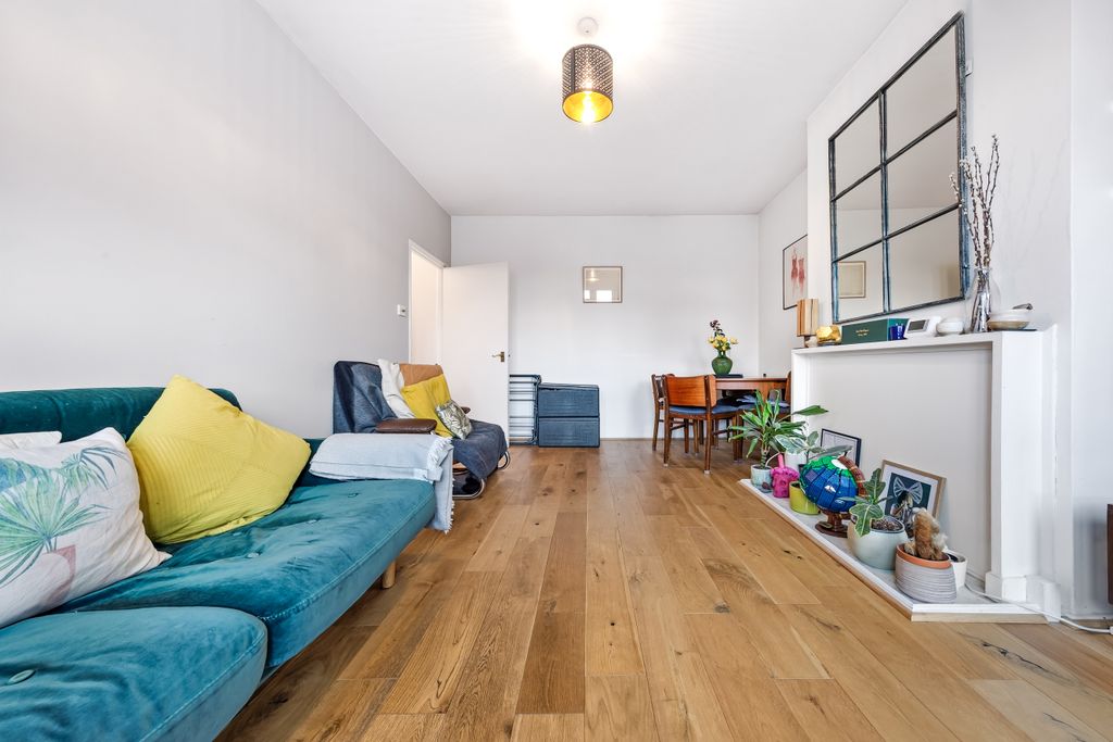 Property photo 3 of 19 Img_6330