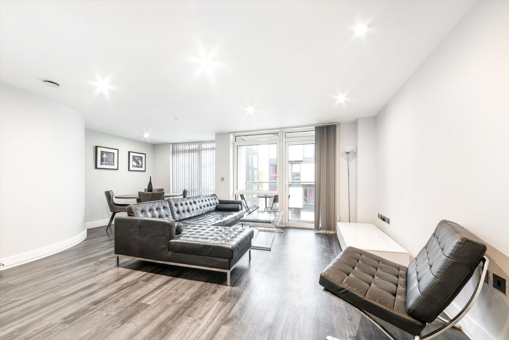 Property photo 1 of 14 Image