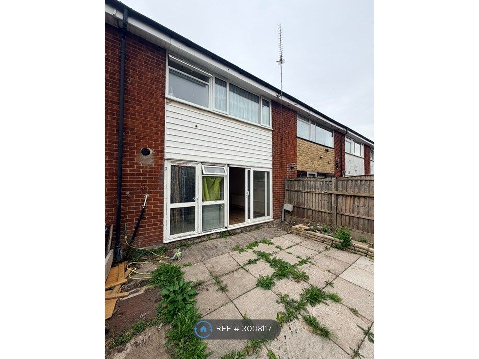 Property photo 3 of 33