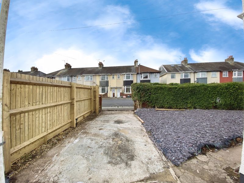Property photo 3 of 23 Photo 24