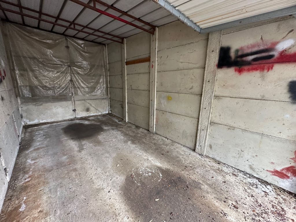 Property photo 3 of 4 Photo 1