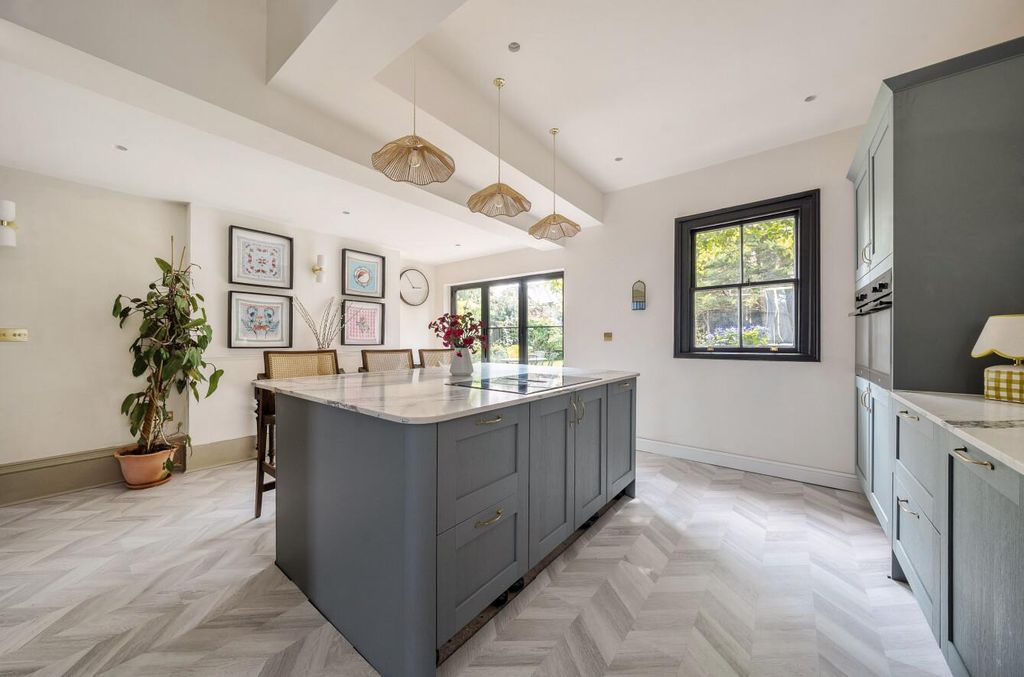 Property photo 2 of 46 1448230-1 (47).Jpg