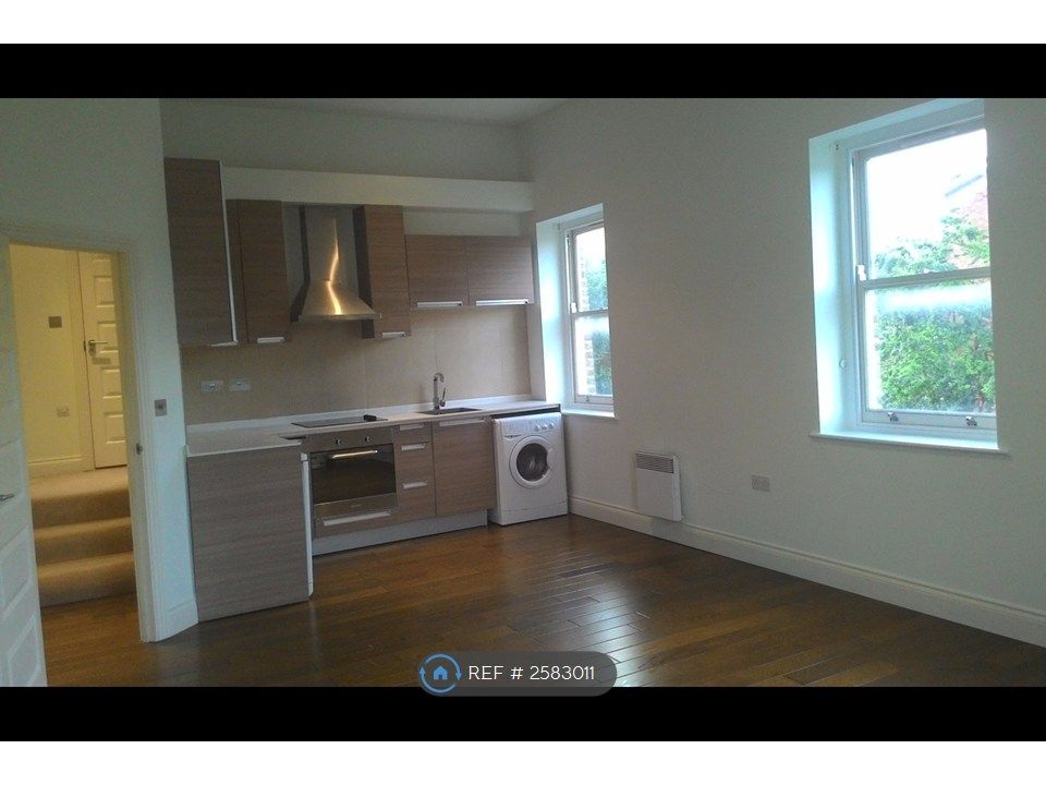 Property photo 2 of 11