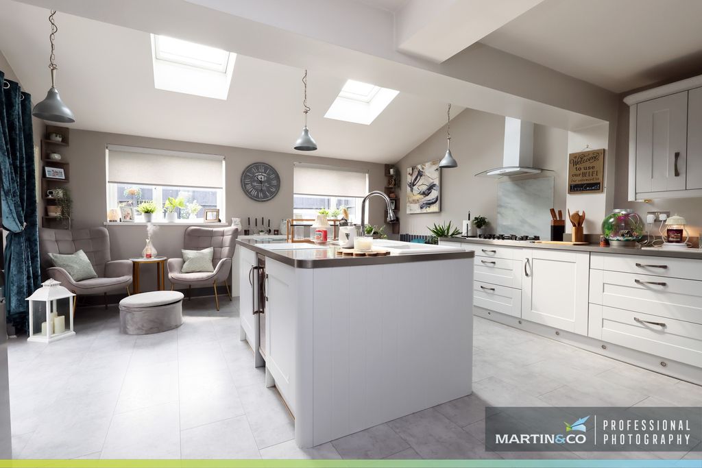 Property photo 2 of 45