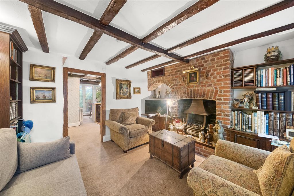 Property photo 2 of 10