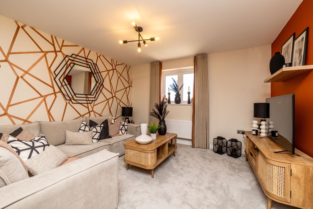 Property photo 3 of 15 205