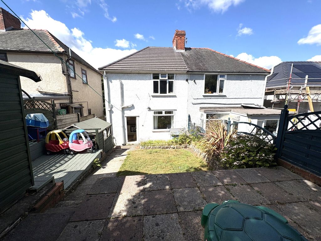Property photo 2 of 18