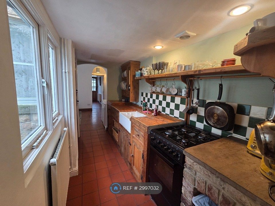 Property photo 3 of 29