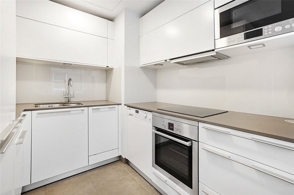 Property photo 3 of 13 Picture No. 09