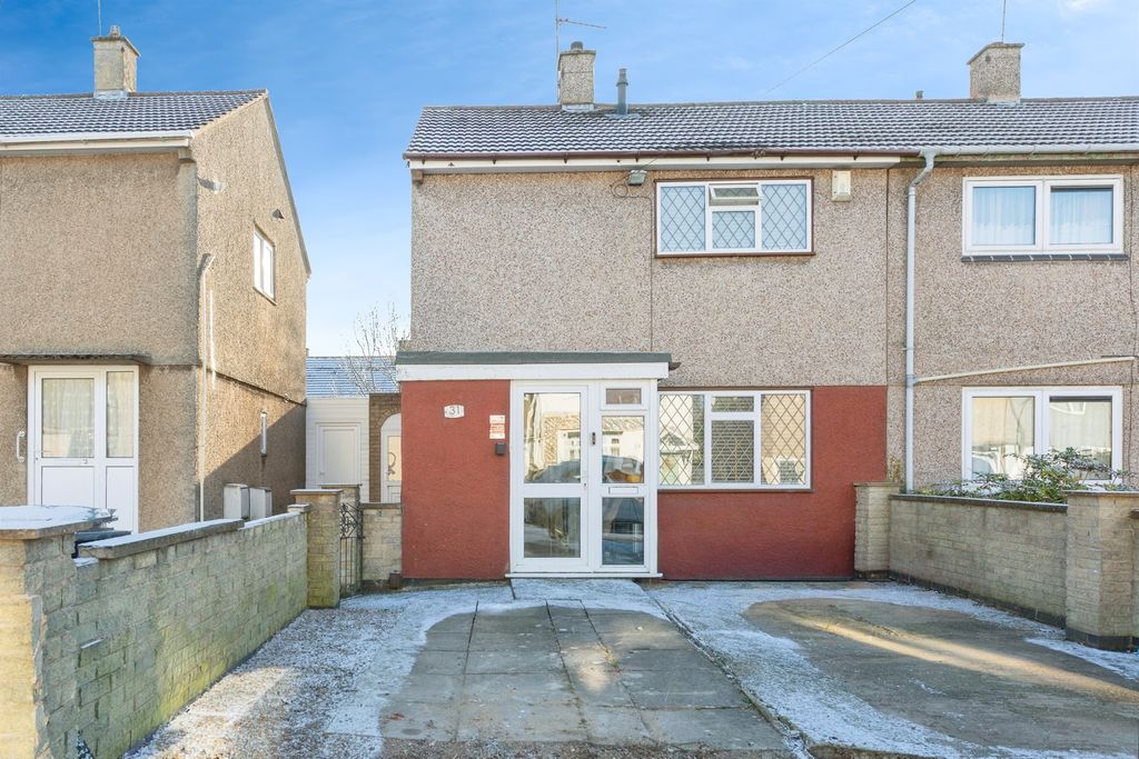 Property photo 2 of 20