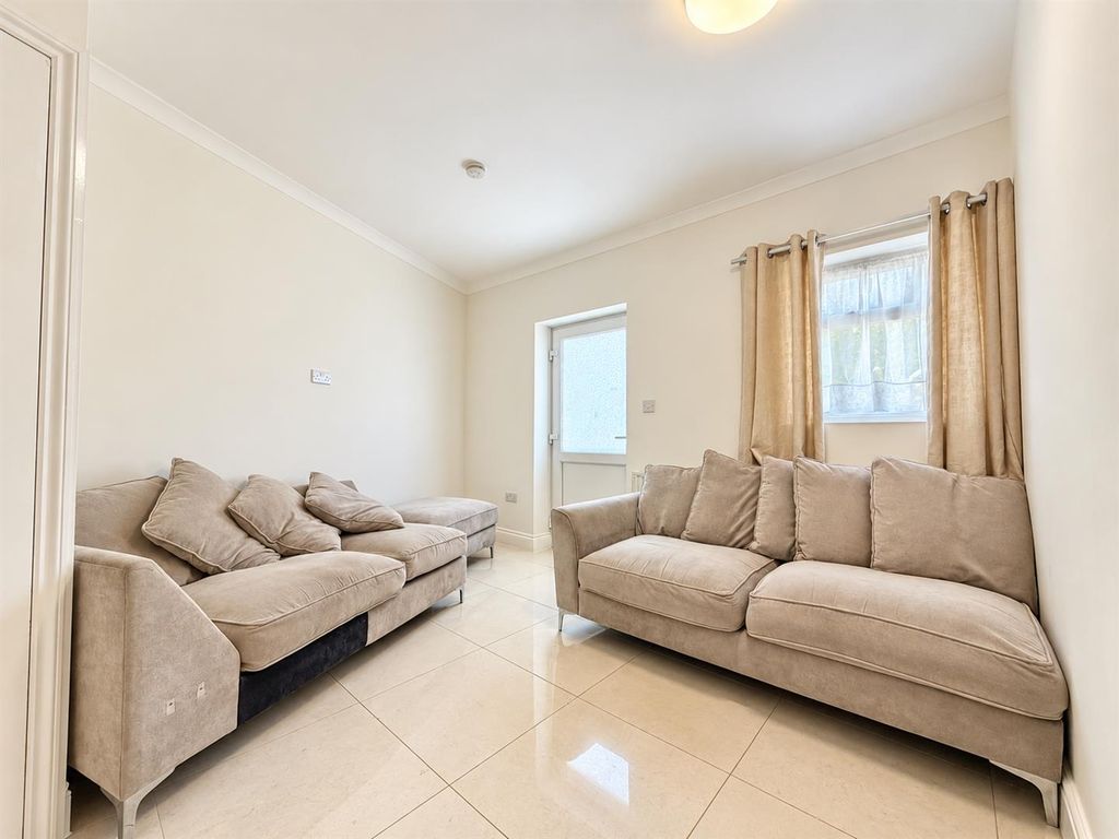 Property photo 3 of 9 Reception Room