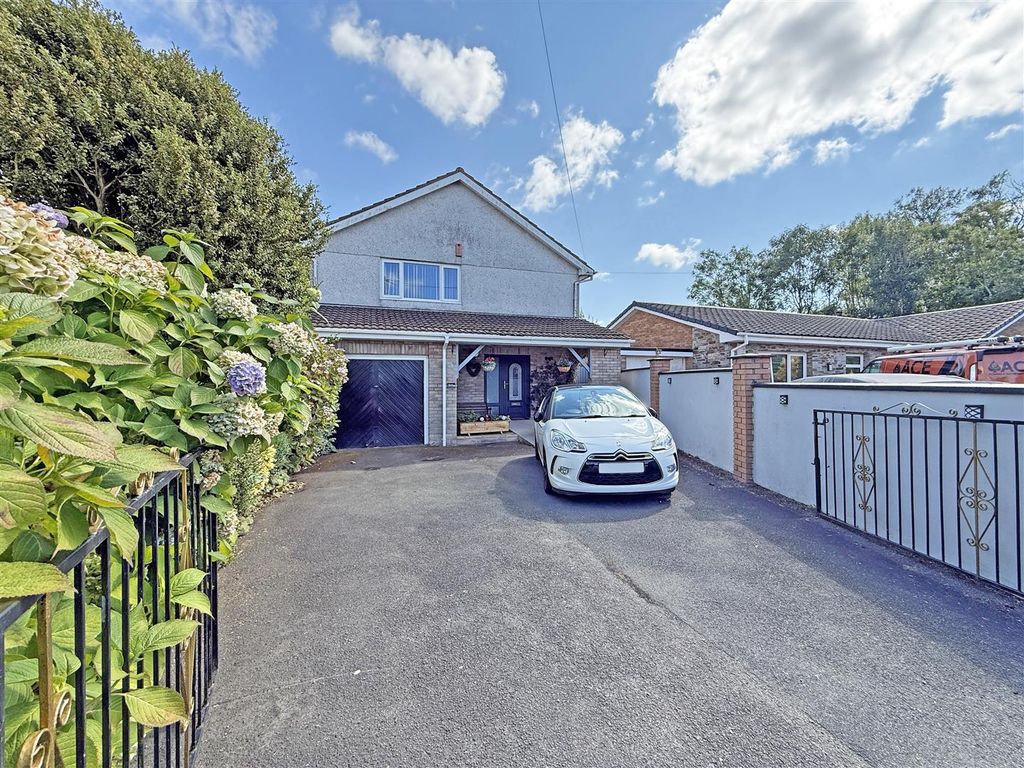 Property photo 1 of 18 Crownhill Road 311A - Front.Jpg