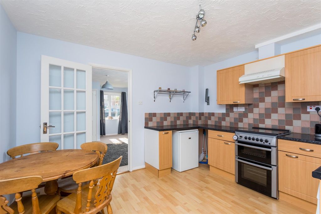 Property photo 3 of 14 Picture 3