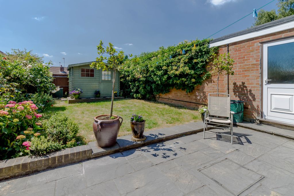 Property photo 2 of 6