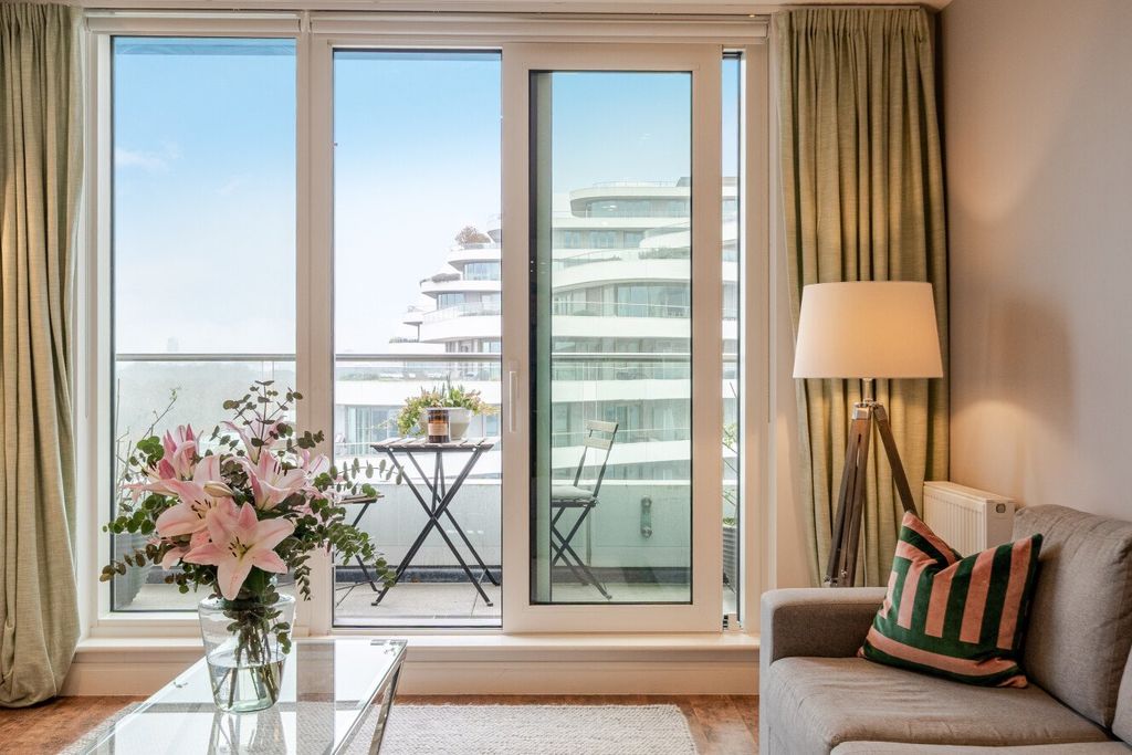 Property photo 1 of 20 Picture No. 10