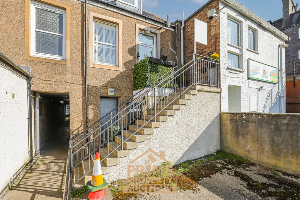 Property photo 1 of 25
