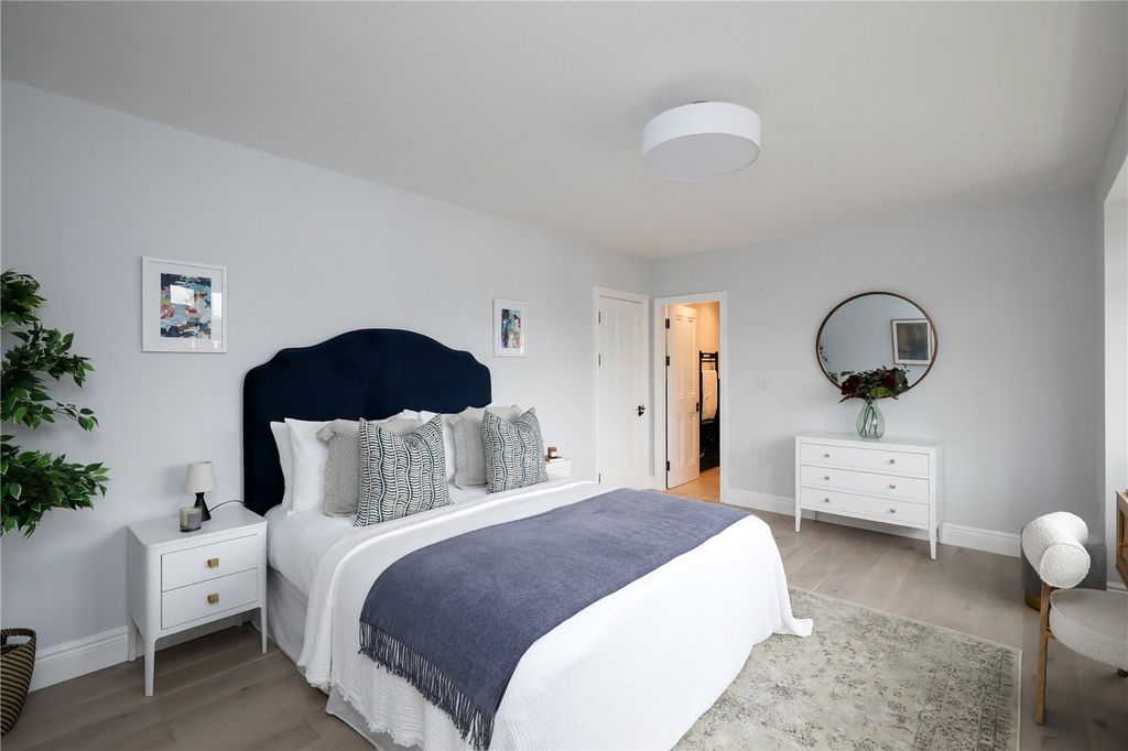 Property photo 1 of 10 Picture No. 05