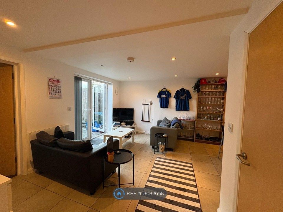 Property photo 3 of 5