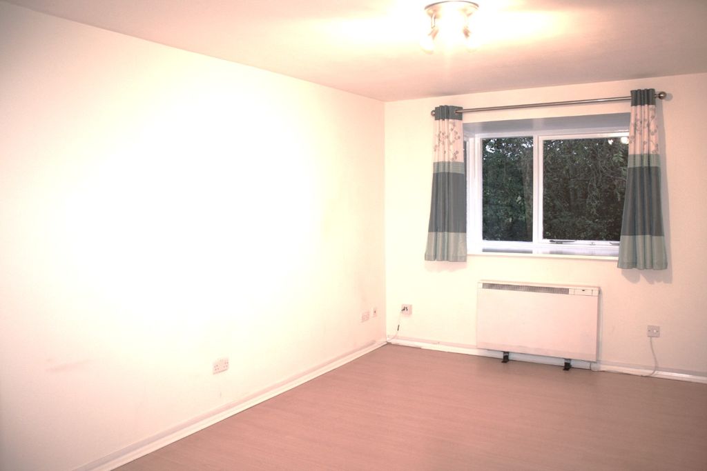 Property photo 3 of 4 1013732