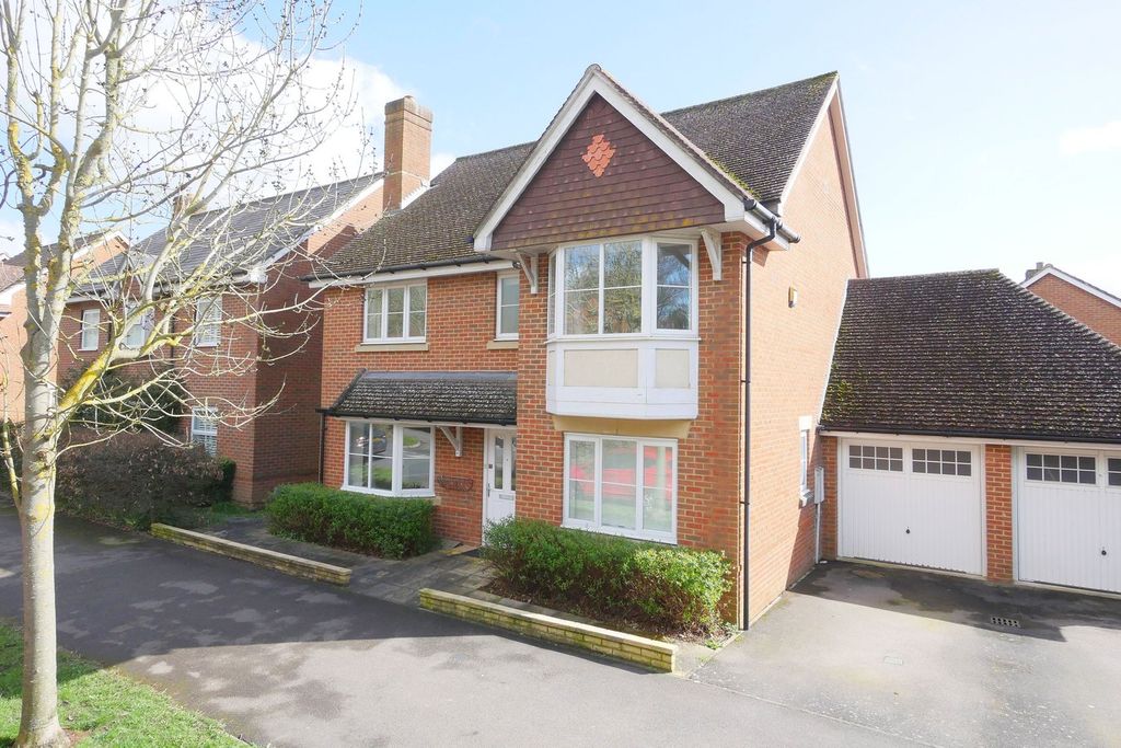 Property photo 1 of 18