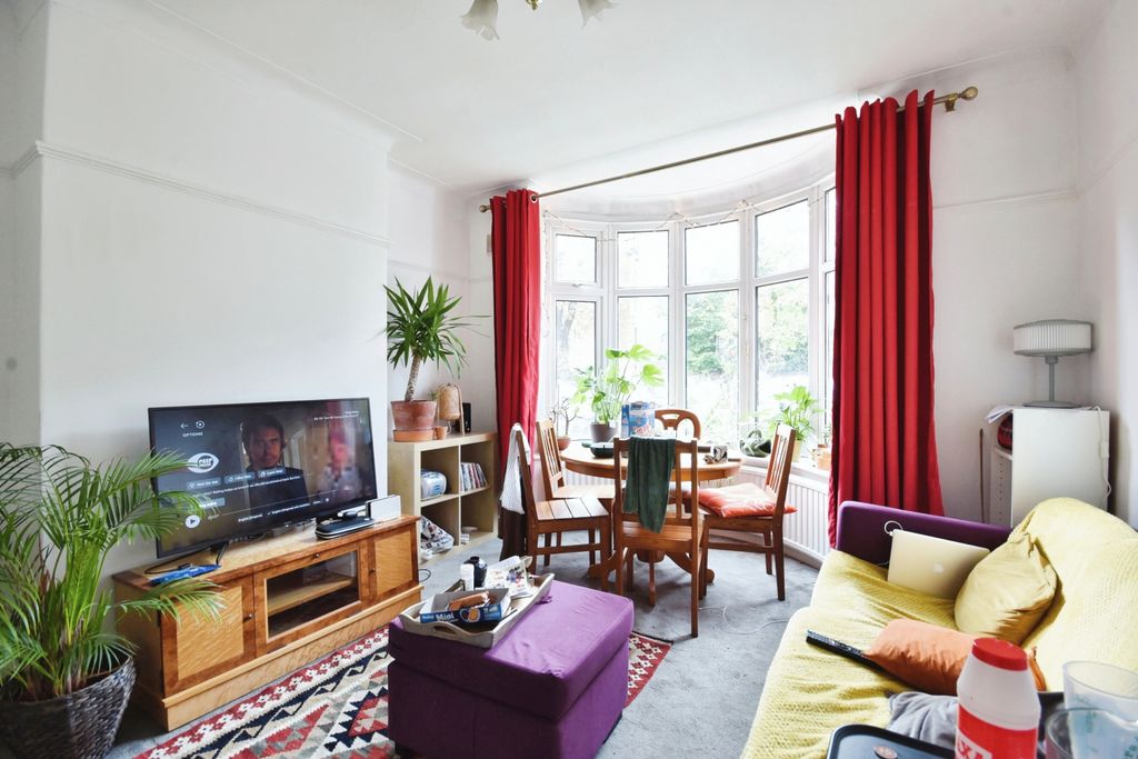 Property photo 2 of 17 Photography