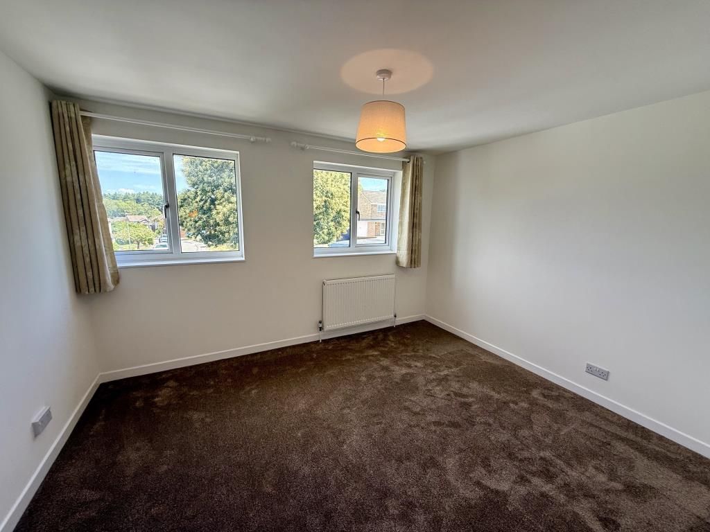 Property photo 2 of 16 Bedroom 2