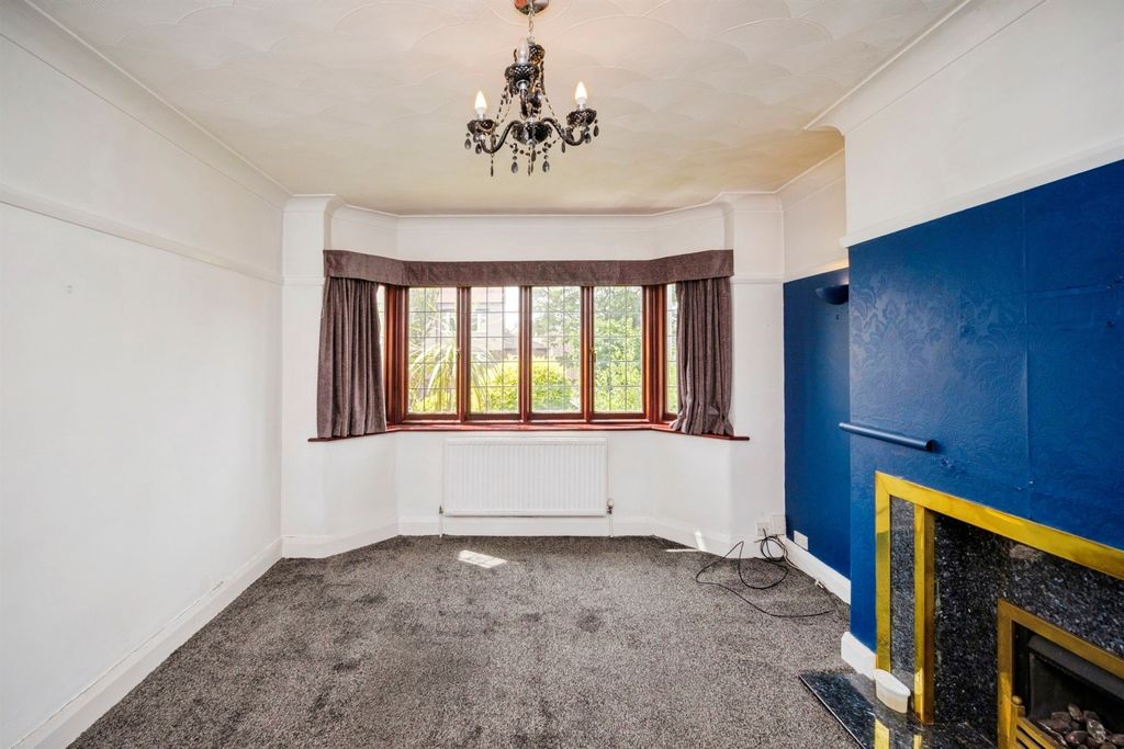 Property photo 3 of 24