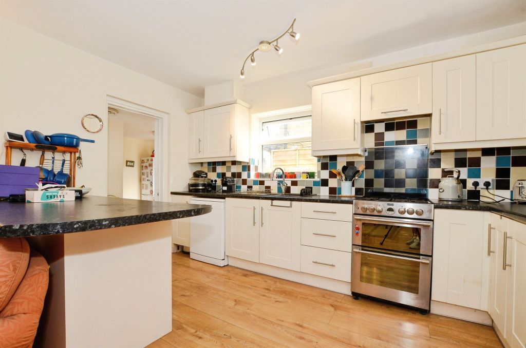 Property photo 2 of 19