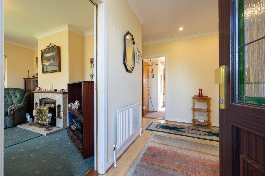 Property photo 2 of 24