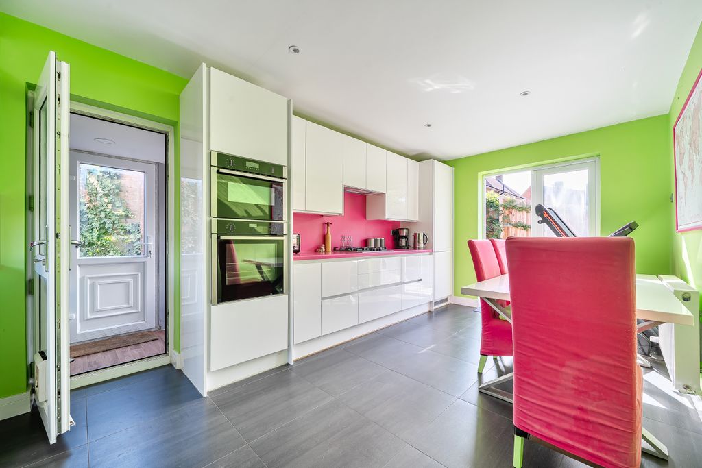 Property photo 3 of 14 1516264 (8)
