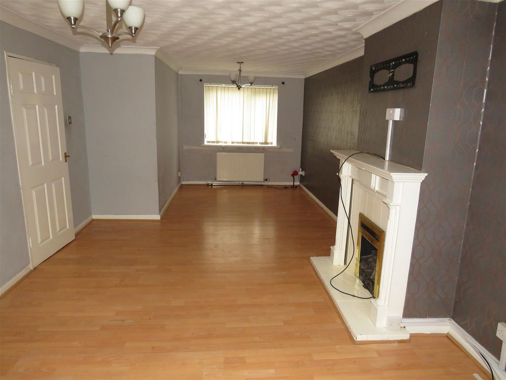 Property photo 2 of 11 Img_1690.Jpg