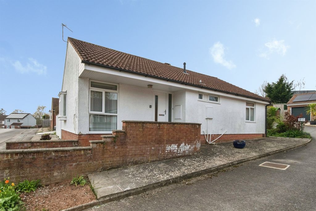 Property photo 1 of 14