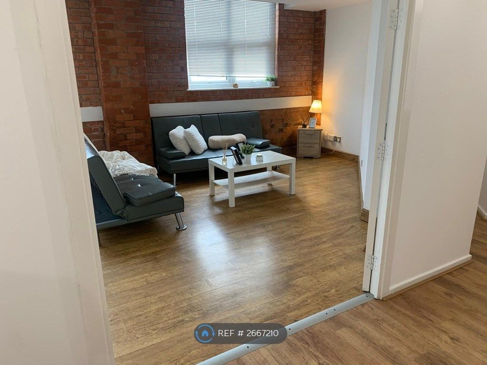 Property photo 2 of 8