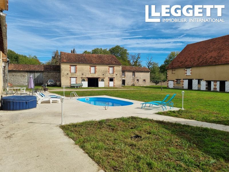 Property photo 2 of 10