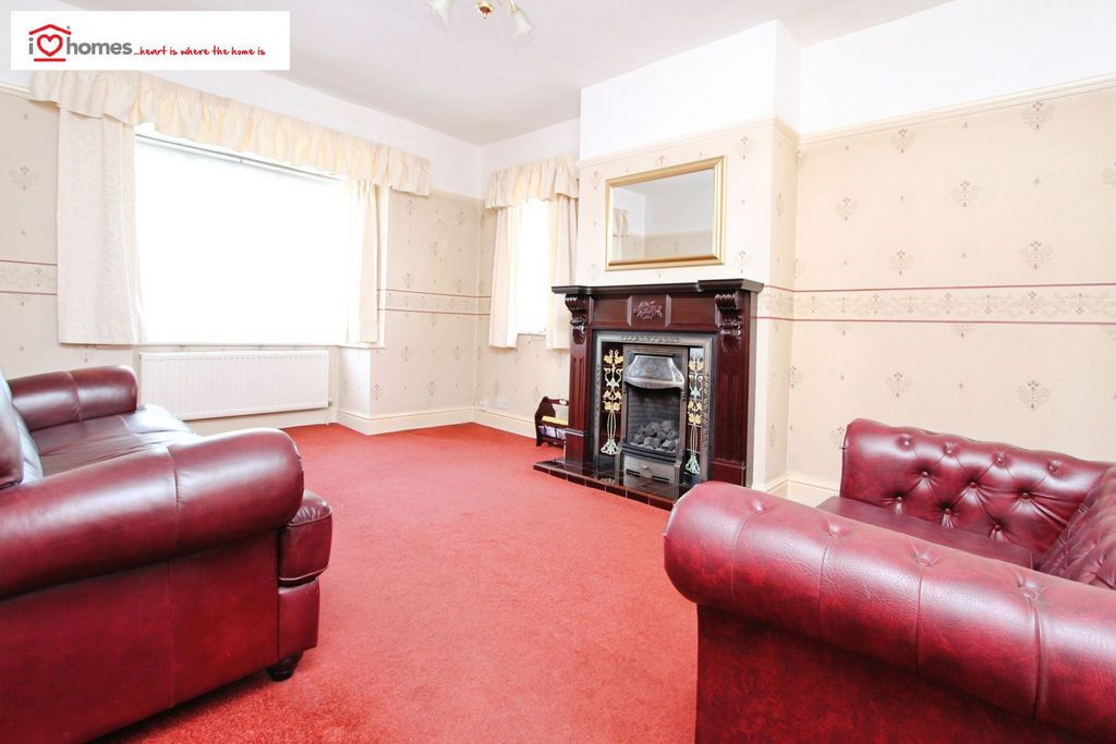 Property photo 2 of 9 Photo 1