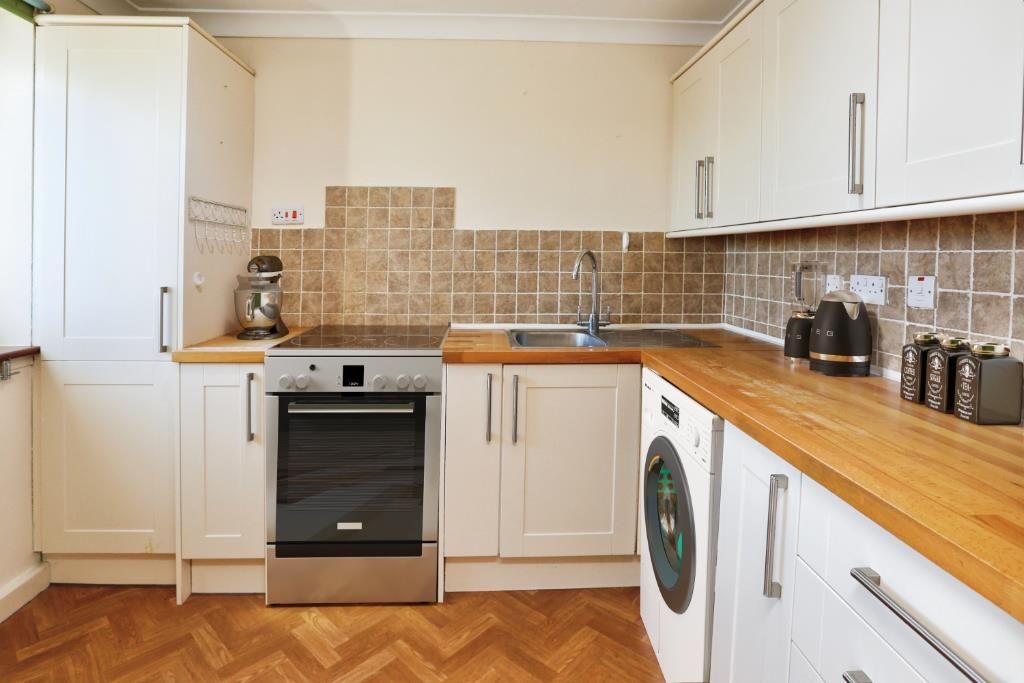 Property photo 2 of 12 Image