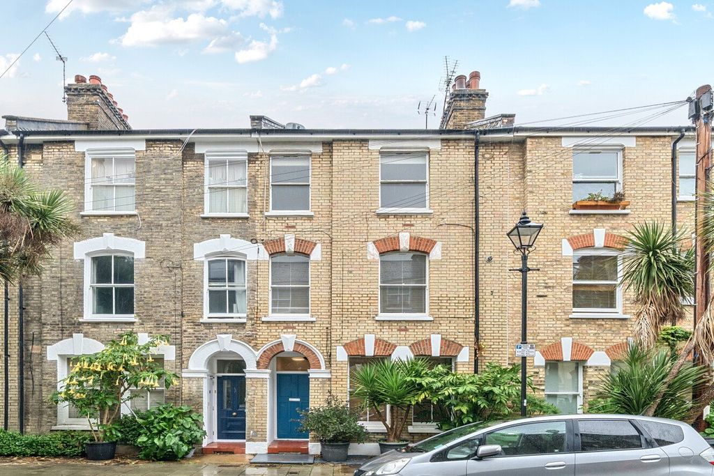 Property photo 2 of 33 Picture No. 06