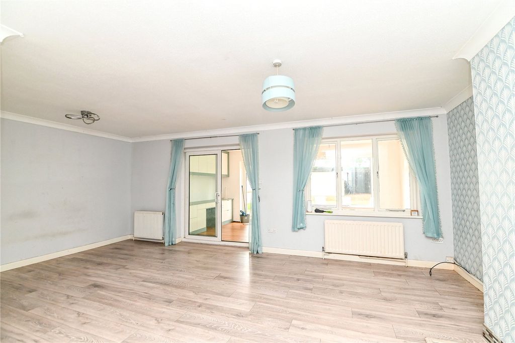 Property photo 3 of 19 Picture No. 05