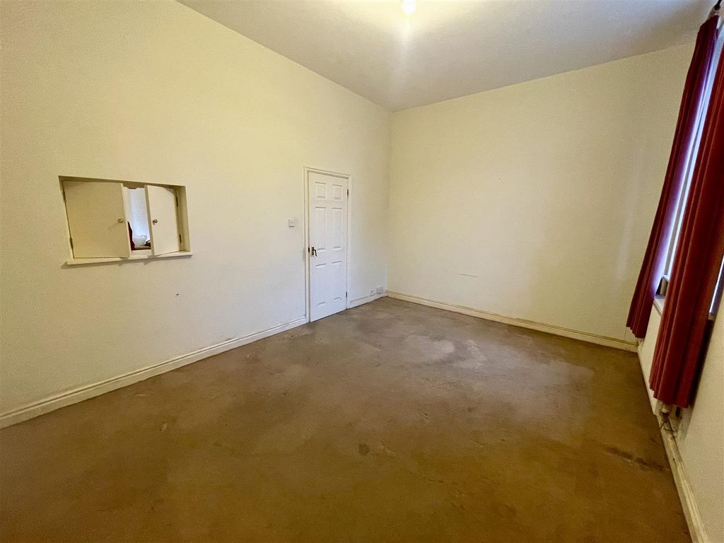 Property photo 3 of 13 Img_0081.Jpeg