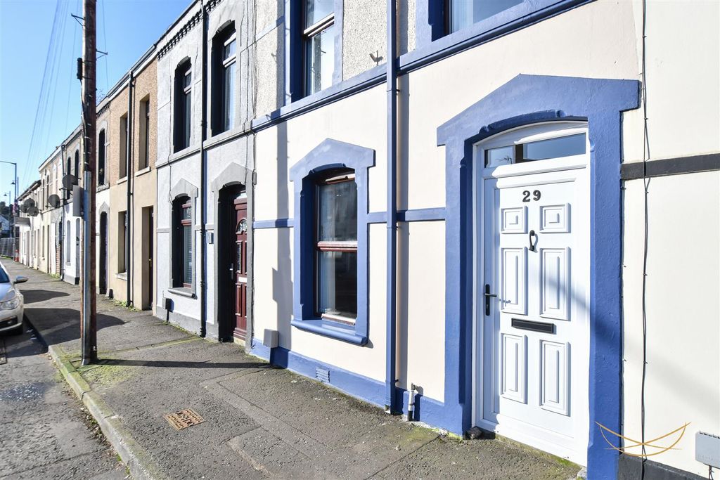 Property photo 3 of 43 Dhp-17.Jpg