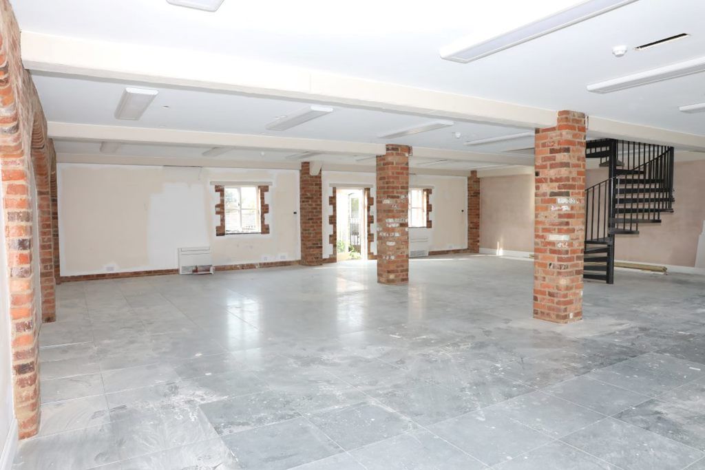 Property photo 2 of 8 Photo 2