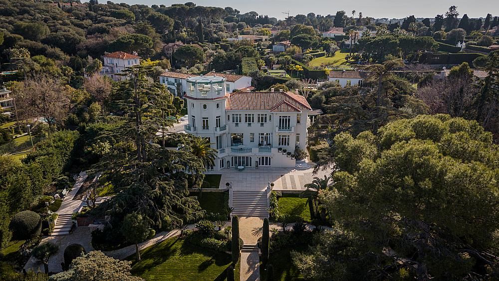 Property photo 1 of 48