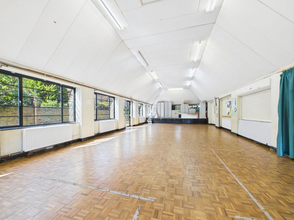 Property photo 2 of 6