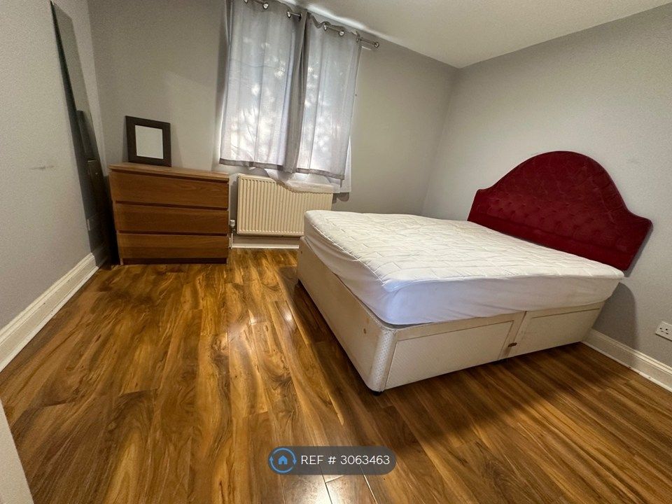 Property photo 2 of 7 Lovey Double Bedroom