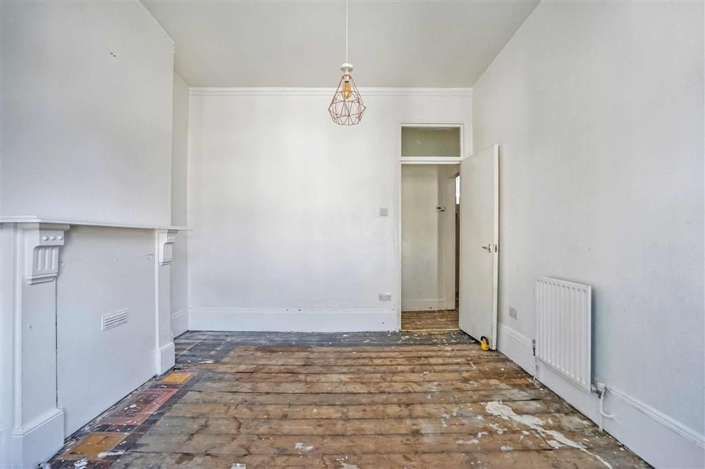 Property photo 3 of 5