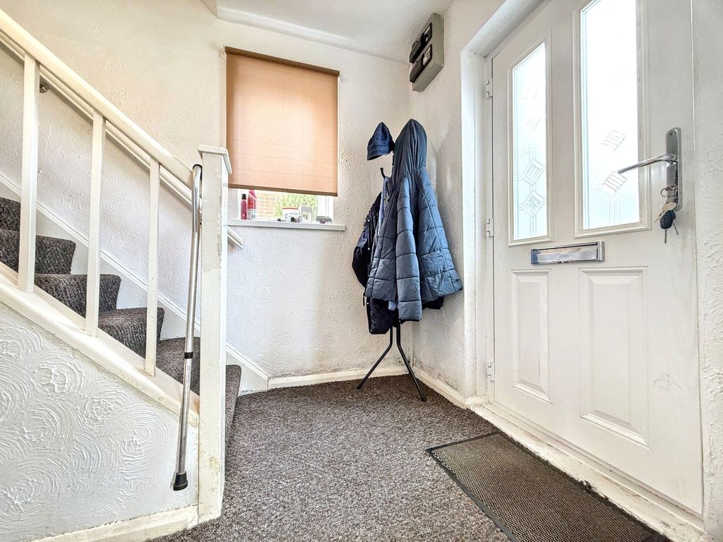 Property photo 3 of 23