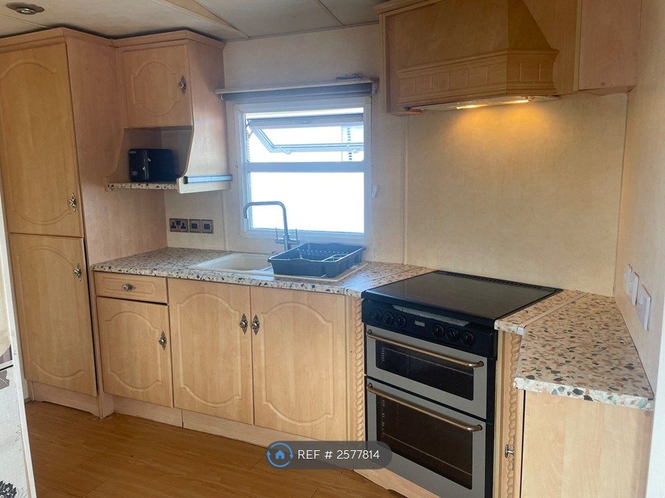 Property photo 1 of 13 Kitchen