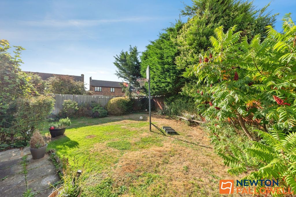 Property photo 3 of 19