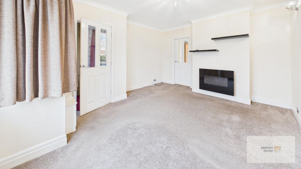 Property photo 3 of 14 Living Room